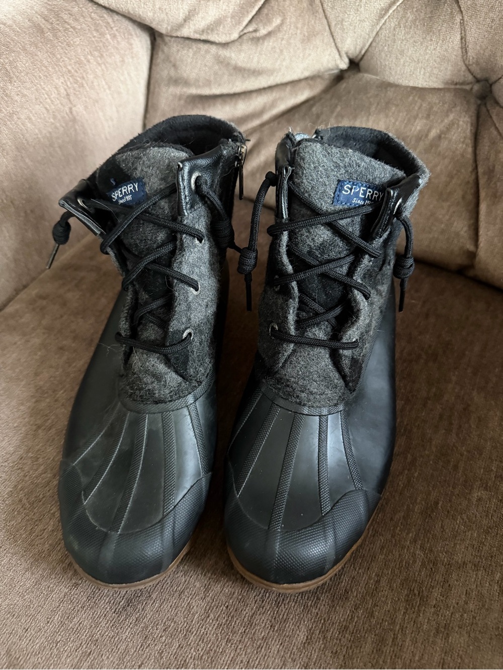 Sperry Black and Gray Women's Winter Rain Boots size 7.5